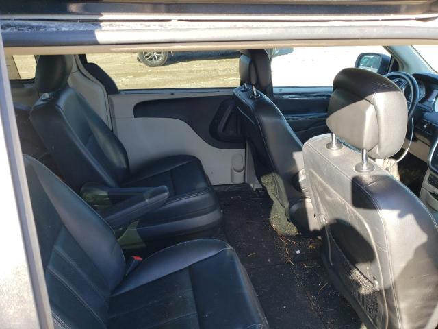 Photo 11 from auction – 2012 CHRYSLER TOWN & COU with VIN 2C4RC1CGXCR217465