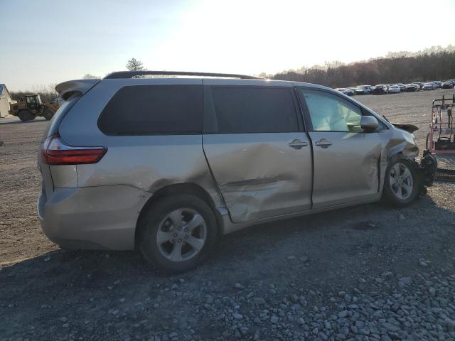 Photo 3 from auction – 2017 TOYOTA SIENNA LE with VIN 5TDKZ3DC2HS772576