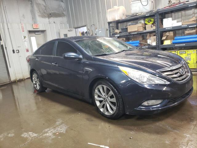 Photo 4 from auction – 2013 HYUNDAI SONATA SE with VIN 5NPEC4AC7DH789589
