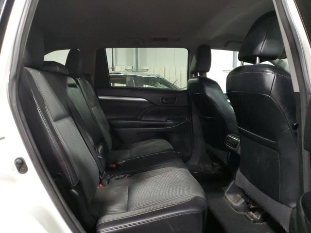 Foto 11 de la subasta – 2015 TOYOTA HIGHLANDER con VIN 5TDBKRFHXFS222961