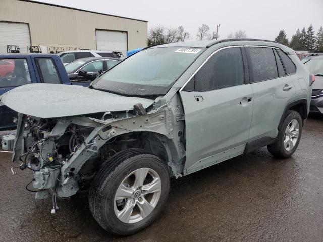 TOYOTA RAV4 XLE 2020 with VIN 2T3W1RFVXLC085350 - Photo from auction