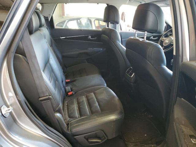 Photo 11 from auction – 2017 KIA SORENTO EX with VIN 5XYPHDA15HG276279