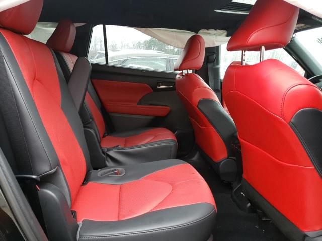 Photo 11 from auction – 2021 TOYOTA HIGHLANDER with VIN 5TDLZRAHXMS047597