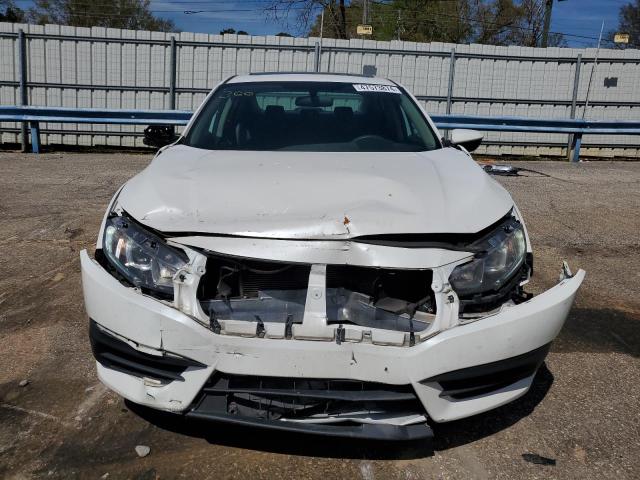 Photo 5 from auction – 2017 HONDA CIVIC EX with VIN 19XFC2F73HE061251