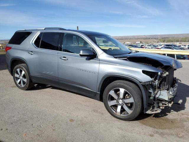 Photo 4 from auction – 2018 CHEVROLET TRAVERSE L with VIN 1GNEVHKW8JJ264352