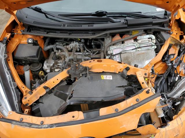 Photo 11 from auction – 2018 TOYOTA PRIUS C with VIN JTDKDTB30J1618548