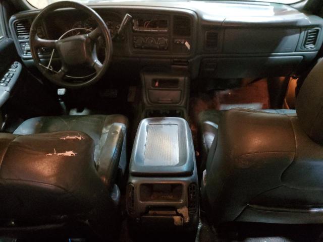 Photo 8 from auction – 2002 CHEVROLET AVALANCHE with VIN 3GNEK13T22G196699