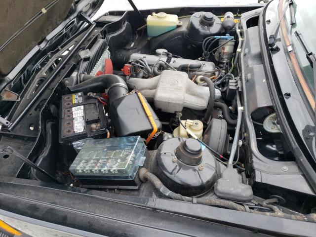 Photo 11 from auction – 1982 BMW 320 I with VIN WBAAG3305C8379187