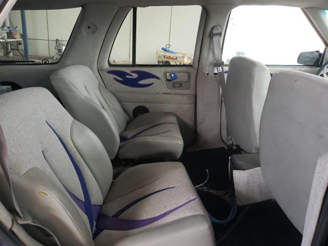Photo 11 from auction – 1996 GMC JIMMY with VIN 1GKCS13W1T2539186