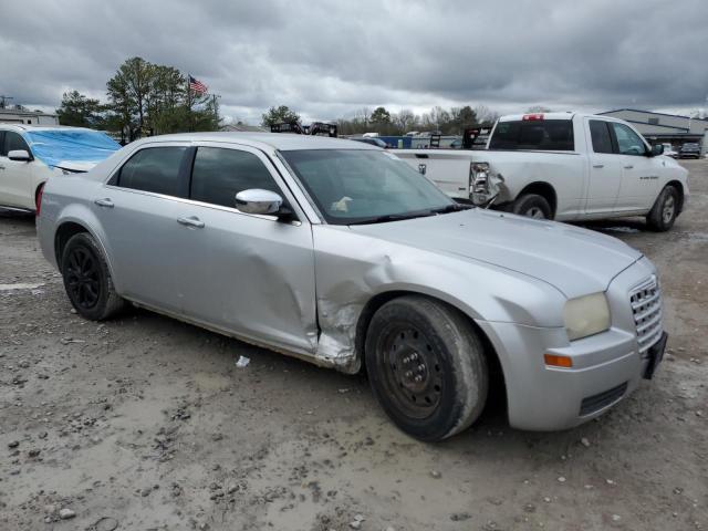 Photo 4 from auction – 2007 CHRYSLER 300 with VIN 2C3KA43R67H701062