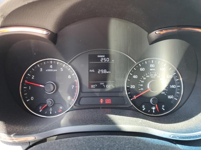 Foto 9 de la subasta – 2017 KIA FORTE LX con VIN 3KPFK4A78HE047352