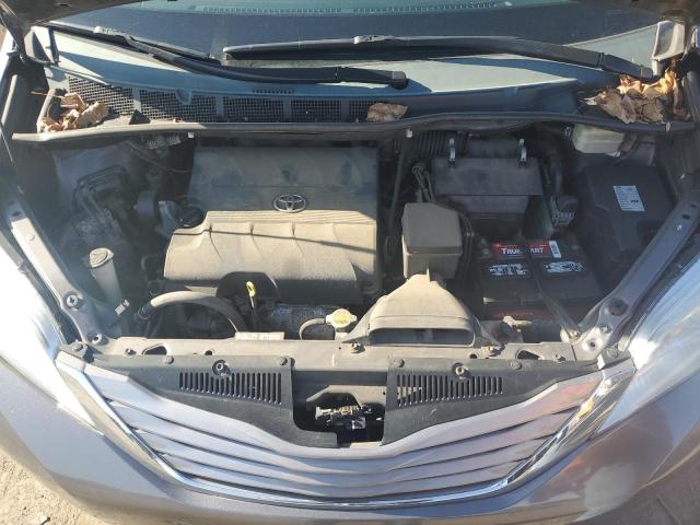 Photo 12 from auction – 2015 TOYOTA SIENNA XLE with VIN 5TDYK3DC6FS556399