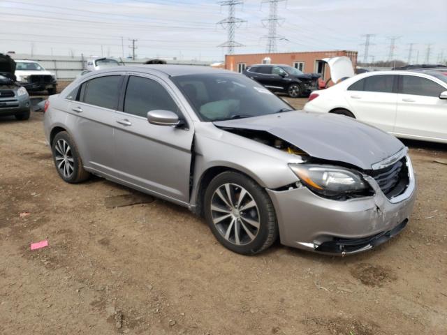 Photo 4 from auction – 2013 CHRYSLER 200 TOURIN with VIN 1C3CCBBG4DN717007