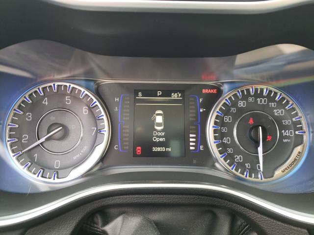 Photo 9 from auction – 2015 CHRYSLER 200 LIMITE with VIN 1C3CCCAB4FN622879