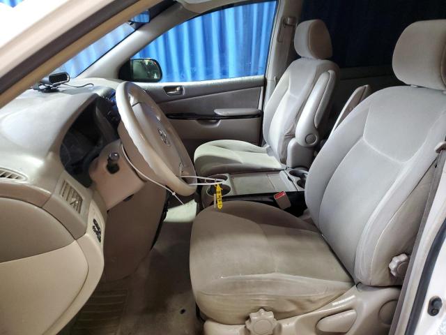 Photo 7 from auction – 2004 TOYOTA SIENNA CE with VIN 5TDZA23C04S144706