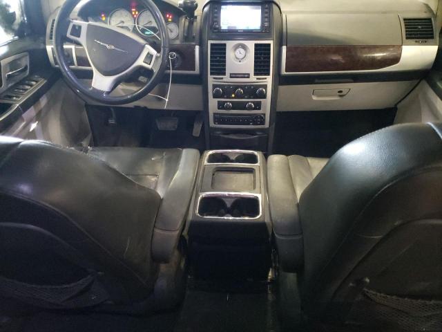Photo 8 from auction – 2010 CHRYSLER TOWN & COU with VIN 2A4RR8DX8AR448605