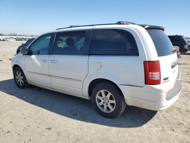 Photo 2 from auction – 2010 CHRYSLER TOWN & COU with VIN 2A4RR5D14AR192828
