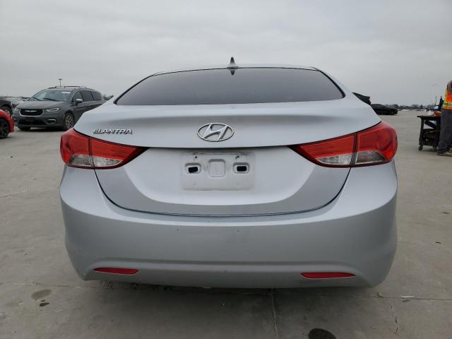 Photo 6 from auction – 2012 HYUNDAI ELANTRA GL with VIN 5NPDH4AE4CH137848