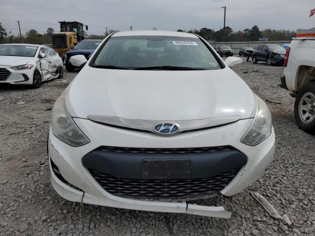Photo 5 from auction – 2012 HYUNDAI SONATA HYB with VIN KMHEC4A49CA044174