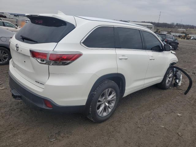 Photo 3 from auction – 2015 TOYOTA HIGHLANDER with VIN 5TDJKRFH5FS128126