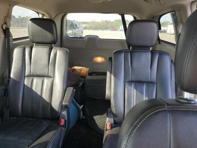Photo 10 from auction – 2014 CHRYSLER TOWN & COU with VIN 2C4RC1BG9ER256049