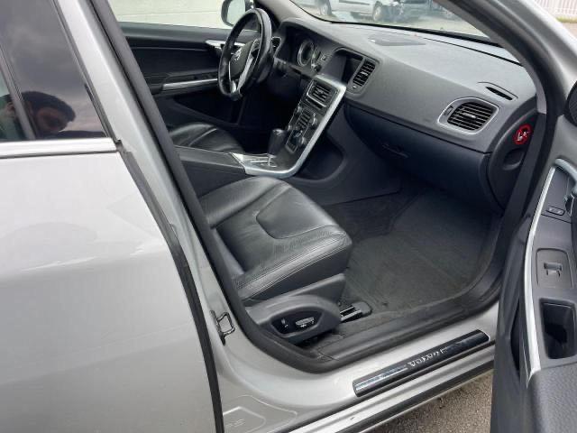 Photo 5 from auction – 2012 VOLVO S60 T5 with VIN YV1622FSXC2094707