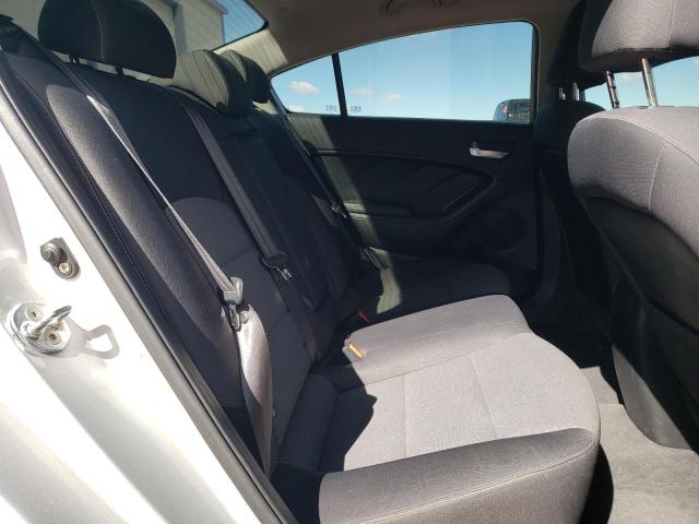 Photo 10 from auction – 2018 KIA FORTE LX with VIN 3KPFL4A72JE260753