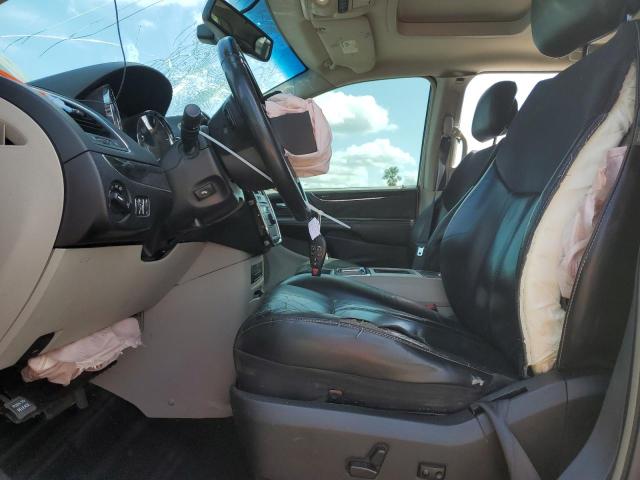 Photo 7 from auction – 2015 CHRYSLER TOWN & COU with VIN 2C4RC1GG7FR711054