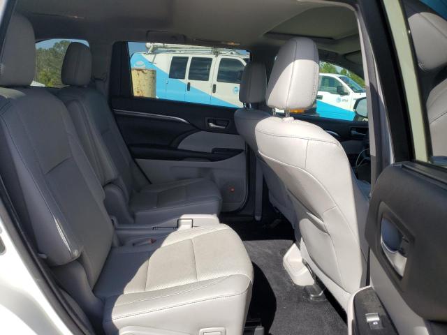 Photo 10 from auction – 2016 TOYOTA HIGHLANDER with VIN 5TDYKRFH4GS159626