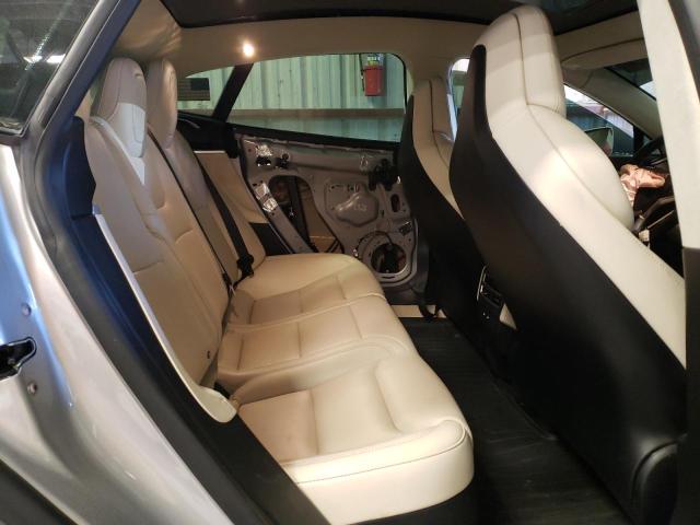 Photo 10 from auction – 2017 TESLA MODEL S with VIN 5YJSA1E23HF230439