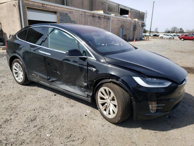 Photo 4 from auction – 2018 TESLA MODEL X with VIN 5YJXCDE28JF105301