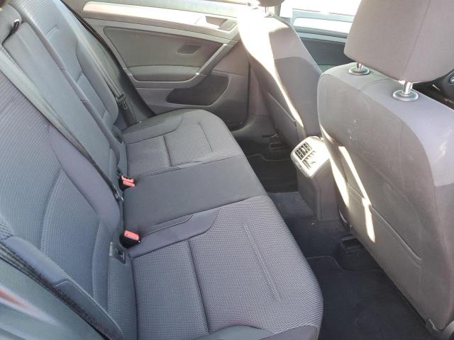 Photo 10 from auction – 2017 VOLKSWAGEN GOLF S with VIN 3VW217AU2HM059654