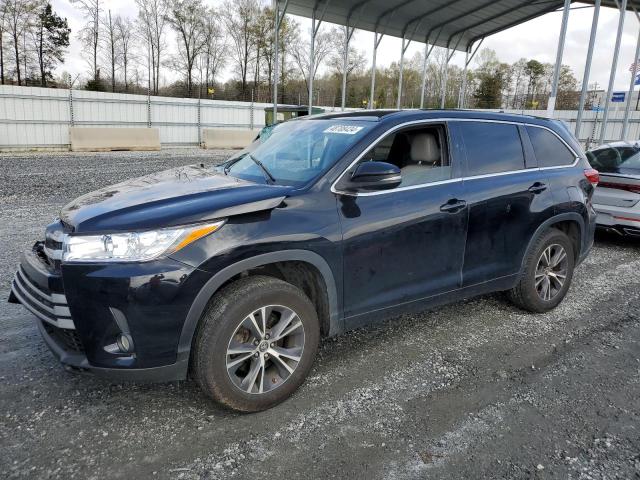 TOYOTA HIGHLANDER 2017 with VIN 5TDZZRFH7HS227130 - Photo from auction