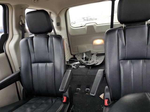 Photo 10 from auction – 2013 CHRYSLER TOWN & COU with VIN 2C4RC1BG2DR720765