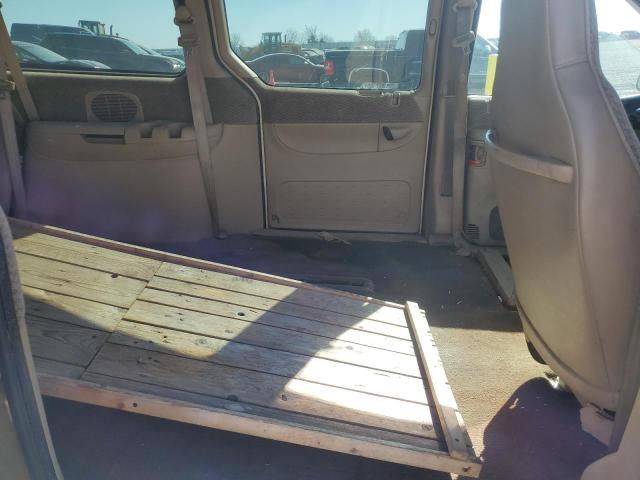 Photo 10 from auction – 2000 DODGE GRAND CARA with VIN 2B4GP4435YR723122