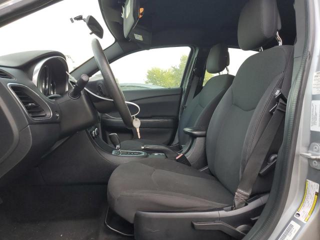 Photo 7 from auction – 2014 CHRYSLER 200 LX with VIN 1C3CCBAB6EN209550
