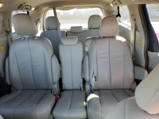 Photo 10 from auction – 2011 TOYOTA SIENNA XLE with VIN 5TDYK3DC4BS163284