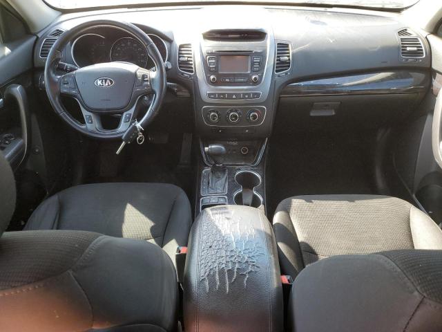 Photo 8 from auction – 2015 KIA SORENTO LX with VIN 5XYKT4A69FG649910