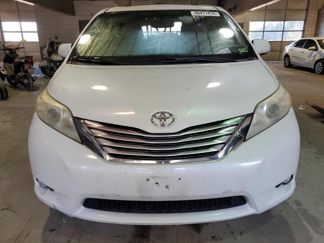 Photo 5 from auction – 2011 TOYOTA SIENNA XLE with VIN 5TDYK3DC9BS027068