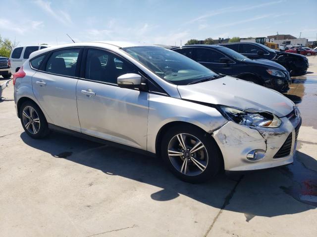 صورة رقم 4 من المزاد - 2014 FORD FOCUS SE مع VIN 1FADP3K25EL451787