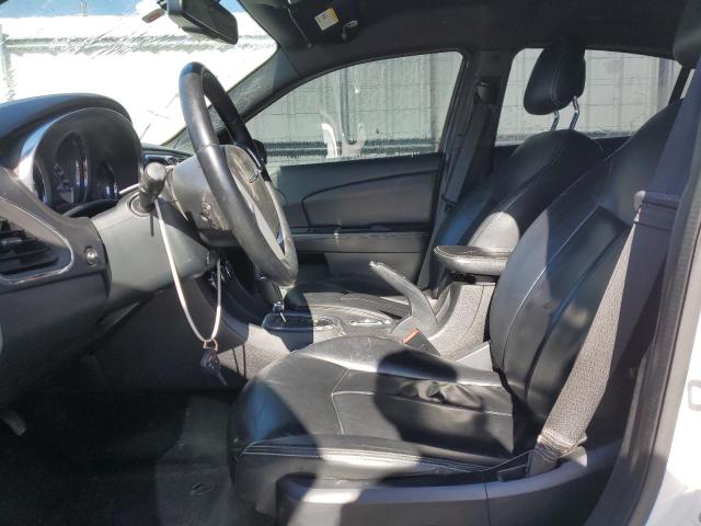 Photo 7 from auction – 2014 CHRYSLER 200 LIMITE with VIN 1C3CCBCG4EN100562
