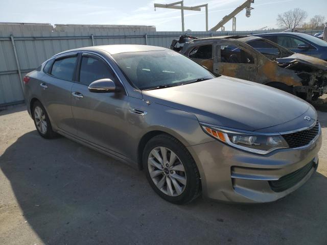 Photo 4 from auction – 2016 KIA OPTIMA LX with VIN 5XXGT4L31GG002013
