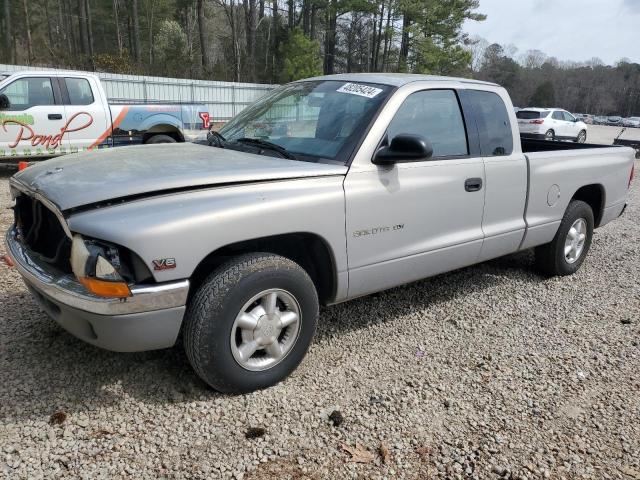 DODGE DAKOTA 2000 with VIN 1B7GL22X2YS768848 - Photo from auction