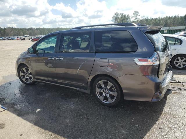 Photo 2 from auction – 2018 TOYOTA SIENNA SE with VIN 5TDXZ3DC2JS923976