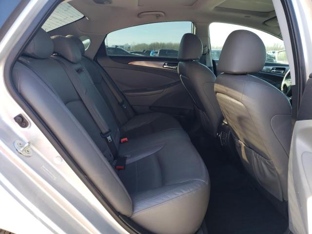 Photo 10 from auction – 2013 HYUNDAI SONATA HYB with VIN KMHEC4A49DA083817