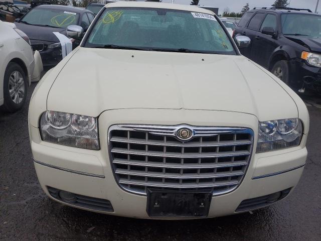 Photo 5 from auction – 2010 CHRYSLER 300 TOURIN with VIN 2C3CA5CV1AH142759