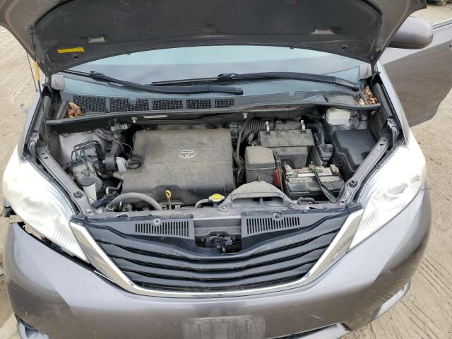 Photo 11 from auction – 2014 TOYOTA SIENNA LE with VIN 5TDKK3DC2ES495010