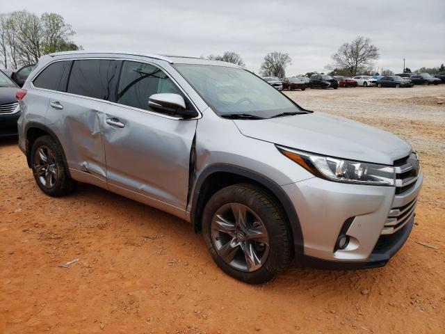 Photo 4 from auction – 2018 TOYOTA HIGHLANDER with VIN 5TDDZRFH4JS898321