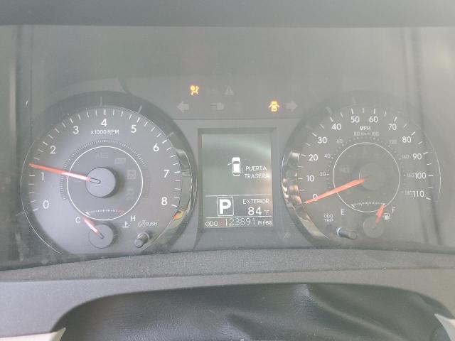 Photo 9 from auction – 2015 TOYOTA SIENNA LE with VIN 5TDKK3DC0FS565816