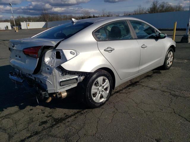 Photo 3 from auction – 2018 KIA FORTE LX with VIN 3KPFK4A74JE238420